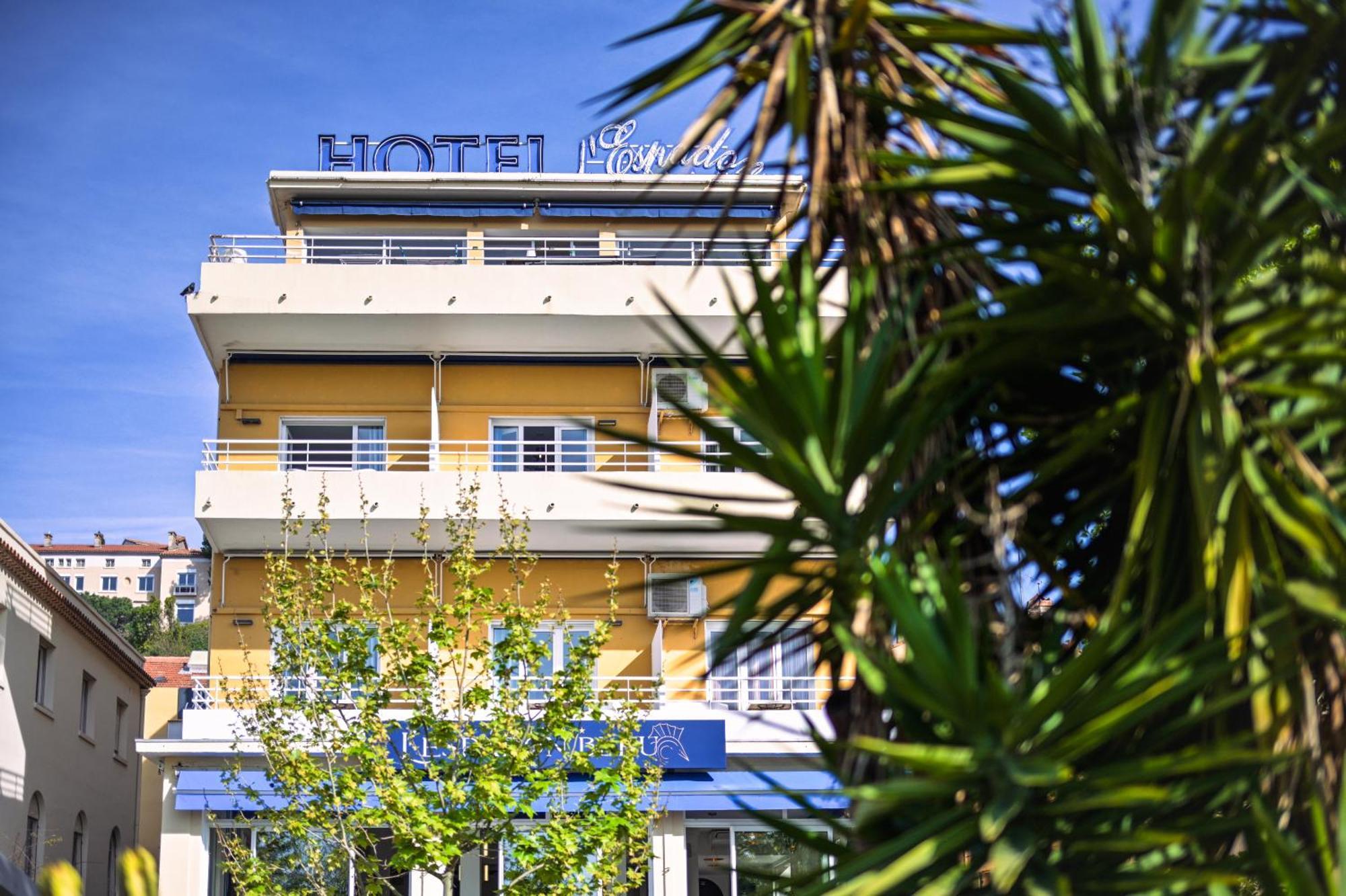 Hotel Espadon Bleu Le Lavandou Eksteriør billede
