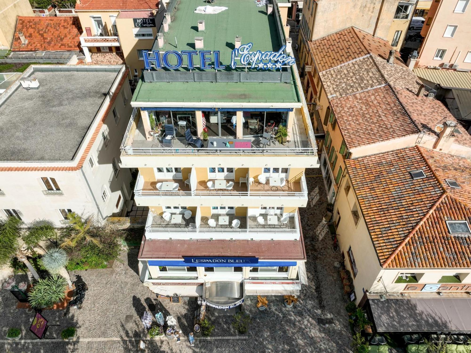 Hotel Espadon Bleu Le Lavandou Eksteriør billede