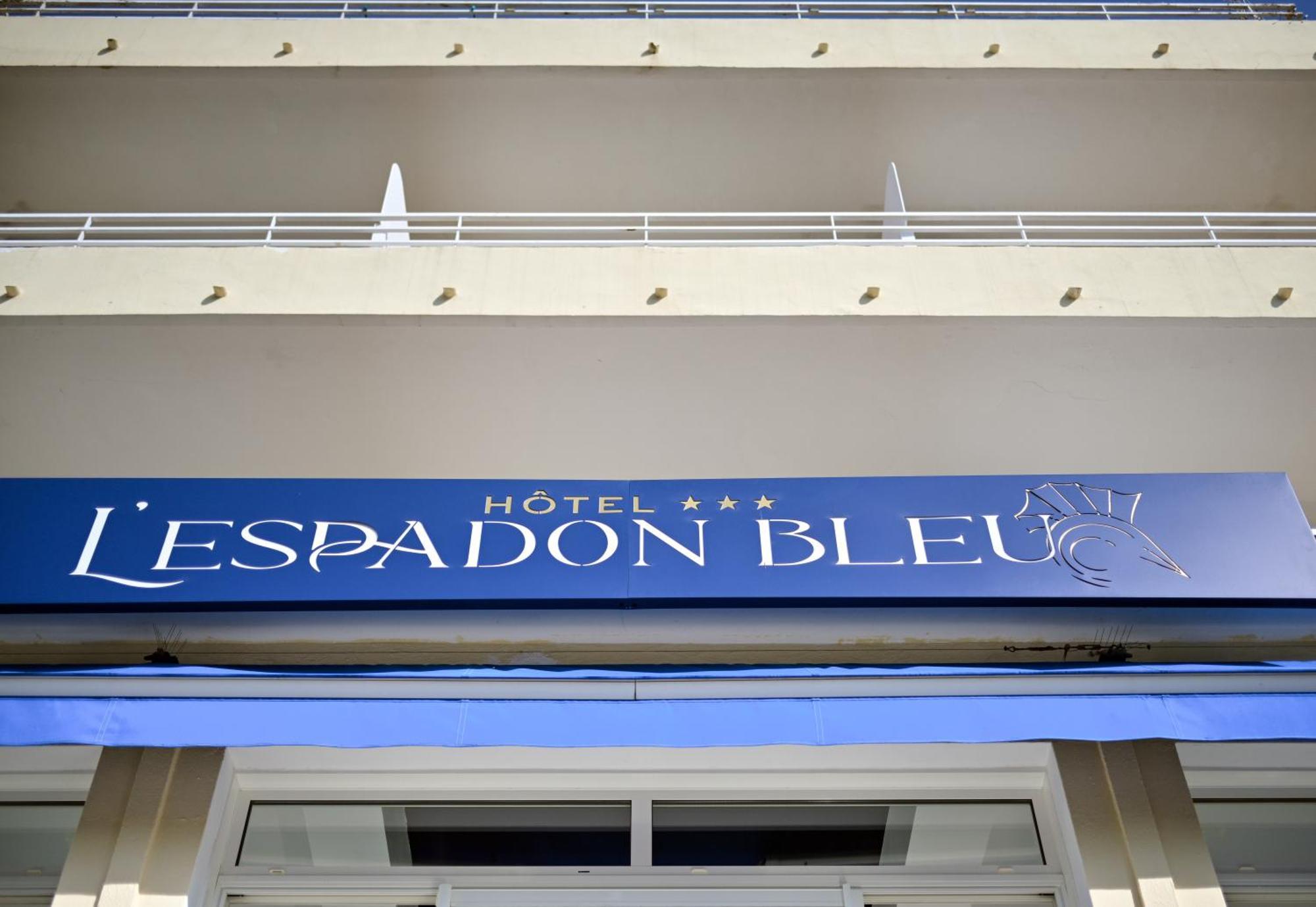 Hotel Espadon Bleu Le Lavandou Eksteriør billede