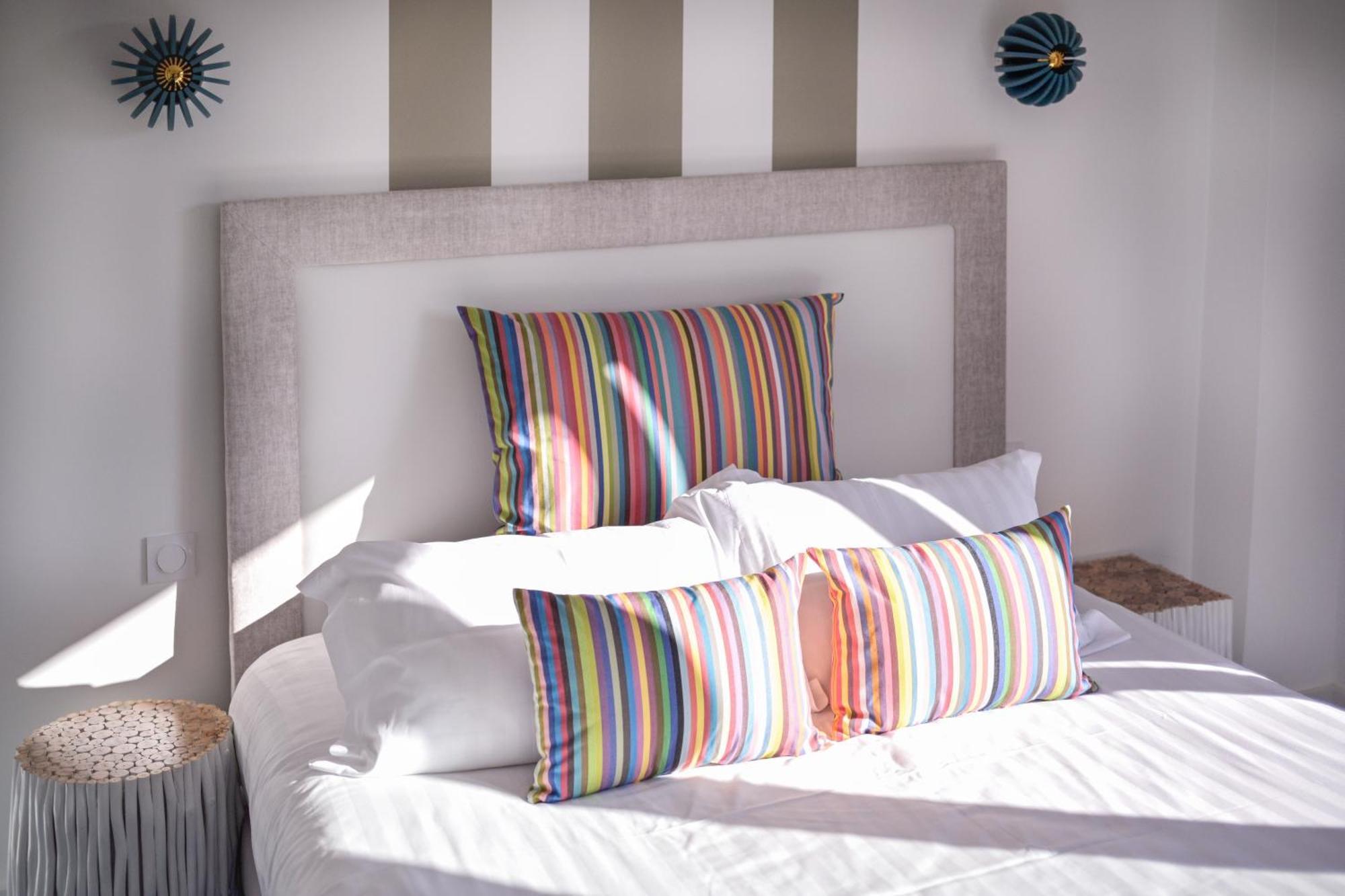 Hotel Espadon Bleu Le Lavandou Eksteriør billede