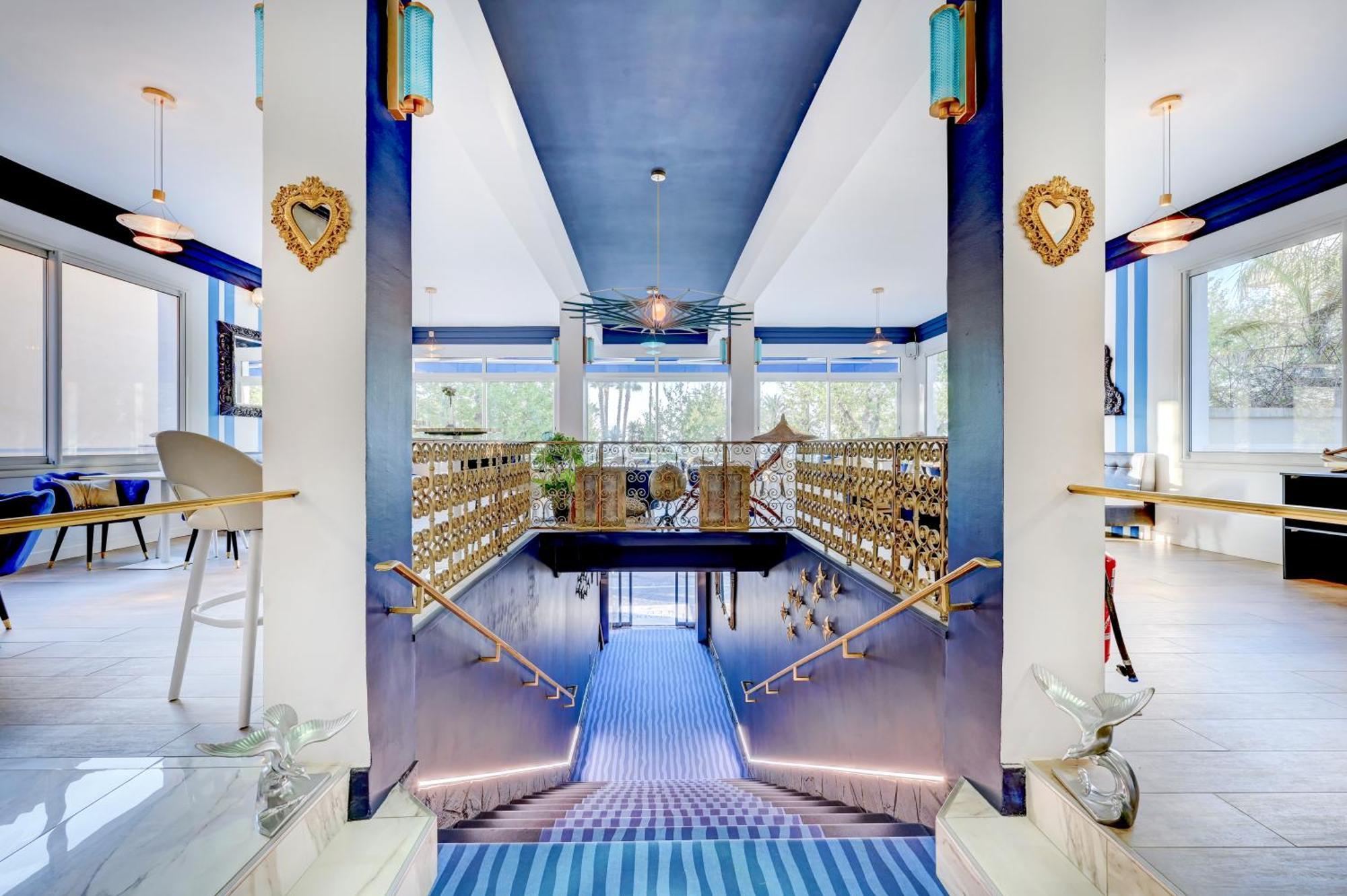 Hotel Espadon Bleu Le Lavandou Eksteriør billede