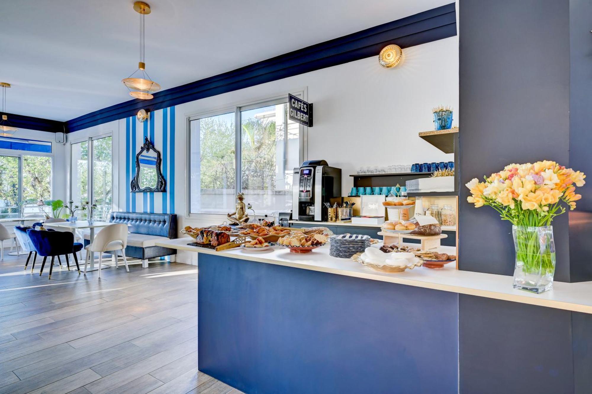 Hotel Espadon Bleu Le Lavandou Eksteriør billede