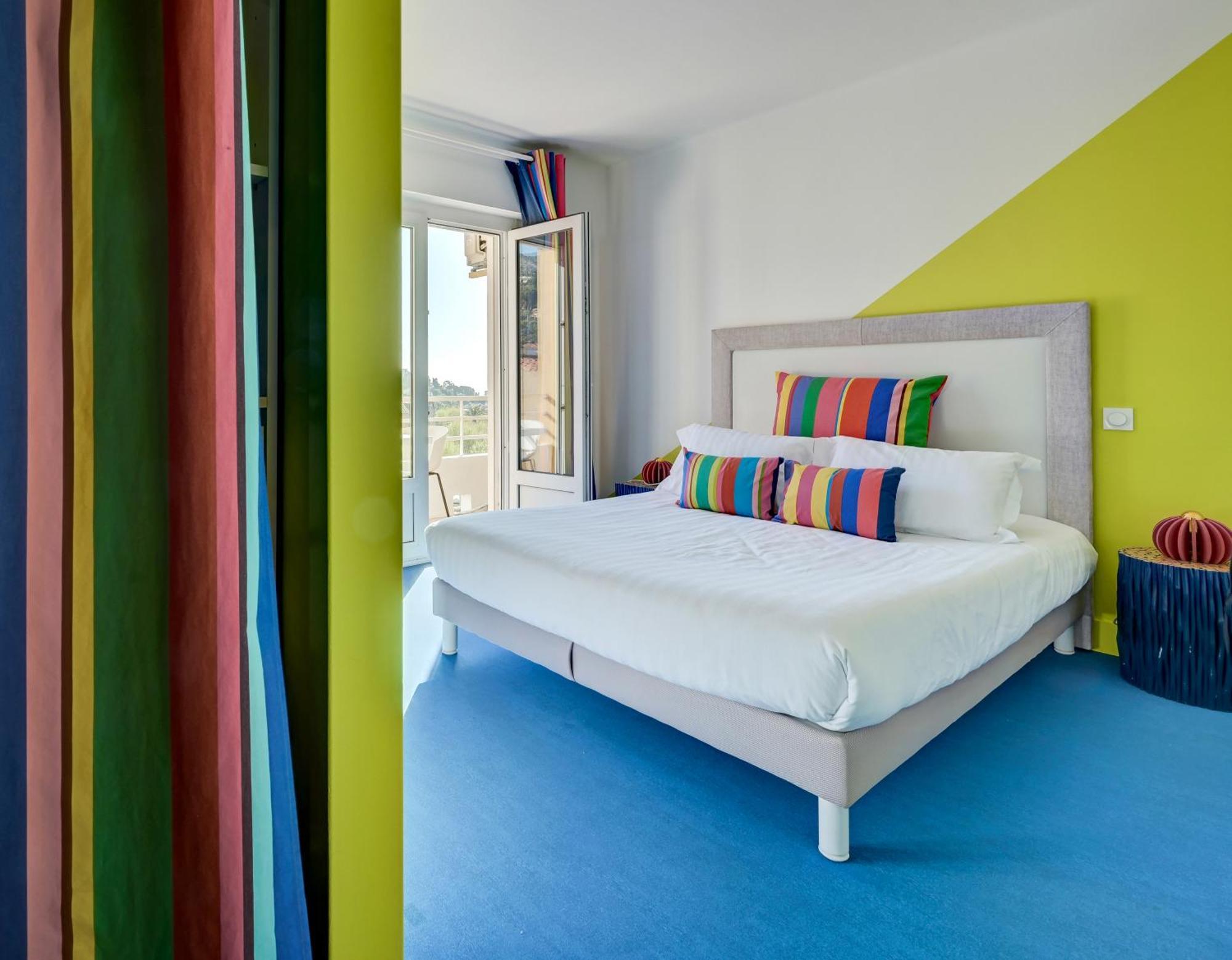 Hotel Espadon Bleu Le Lavandou Eksteriør billede