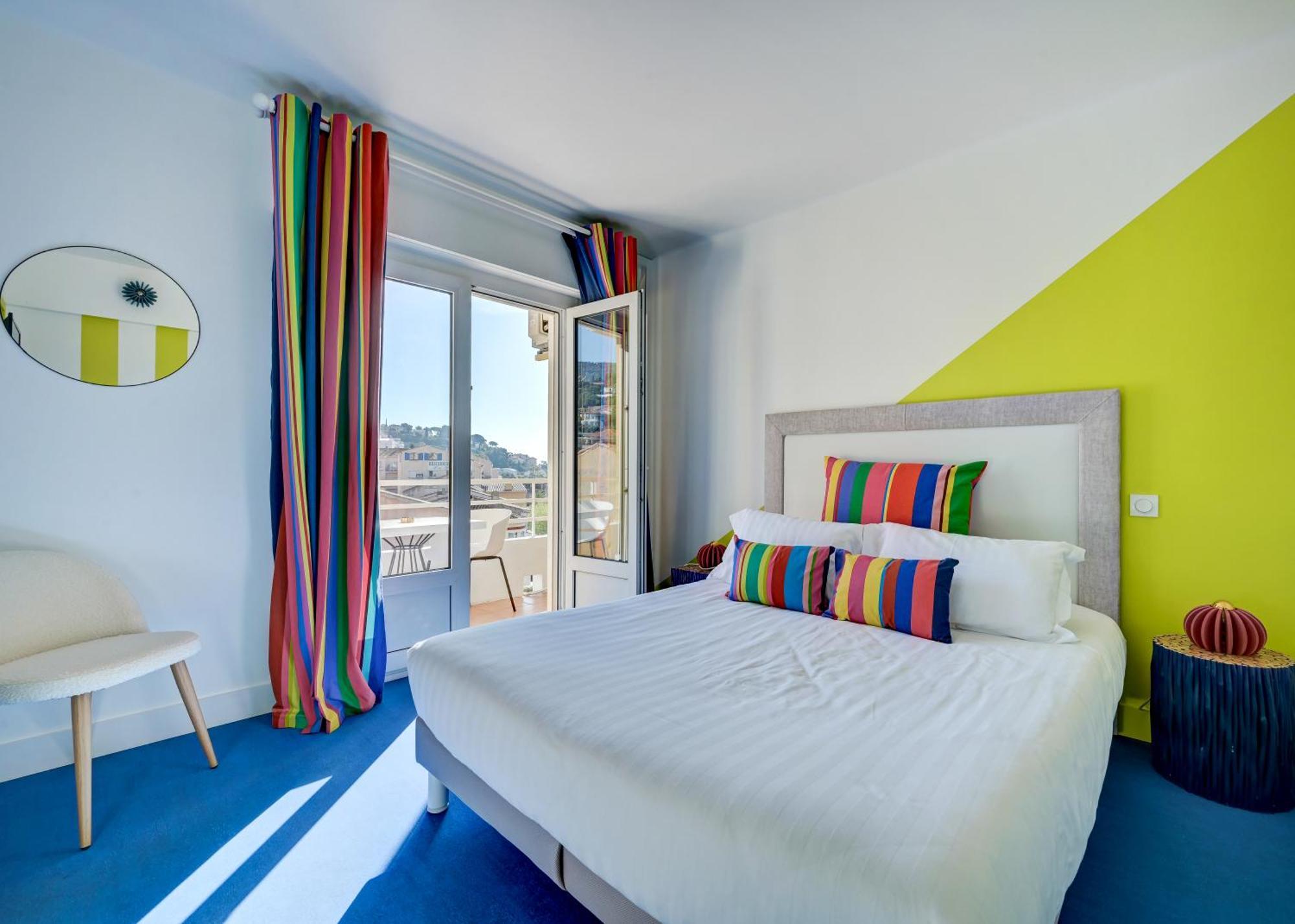 Hotel Espadon Bleu Le Lavandou Eksteriør billede