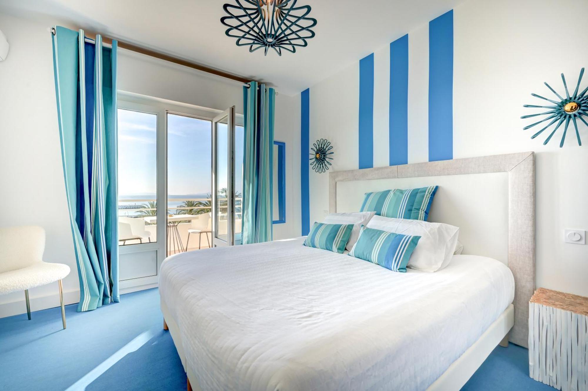 Hotel Espadon Bleu Le Lavandou Eksteriør billede