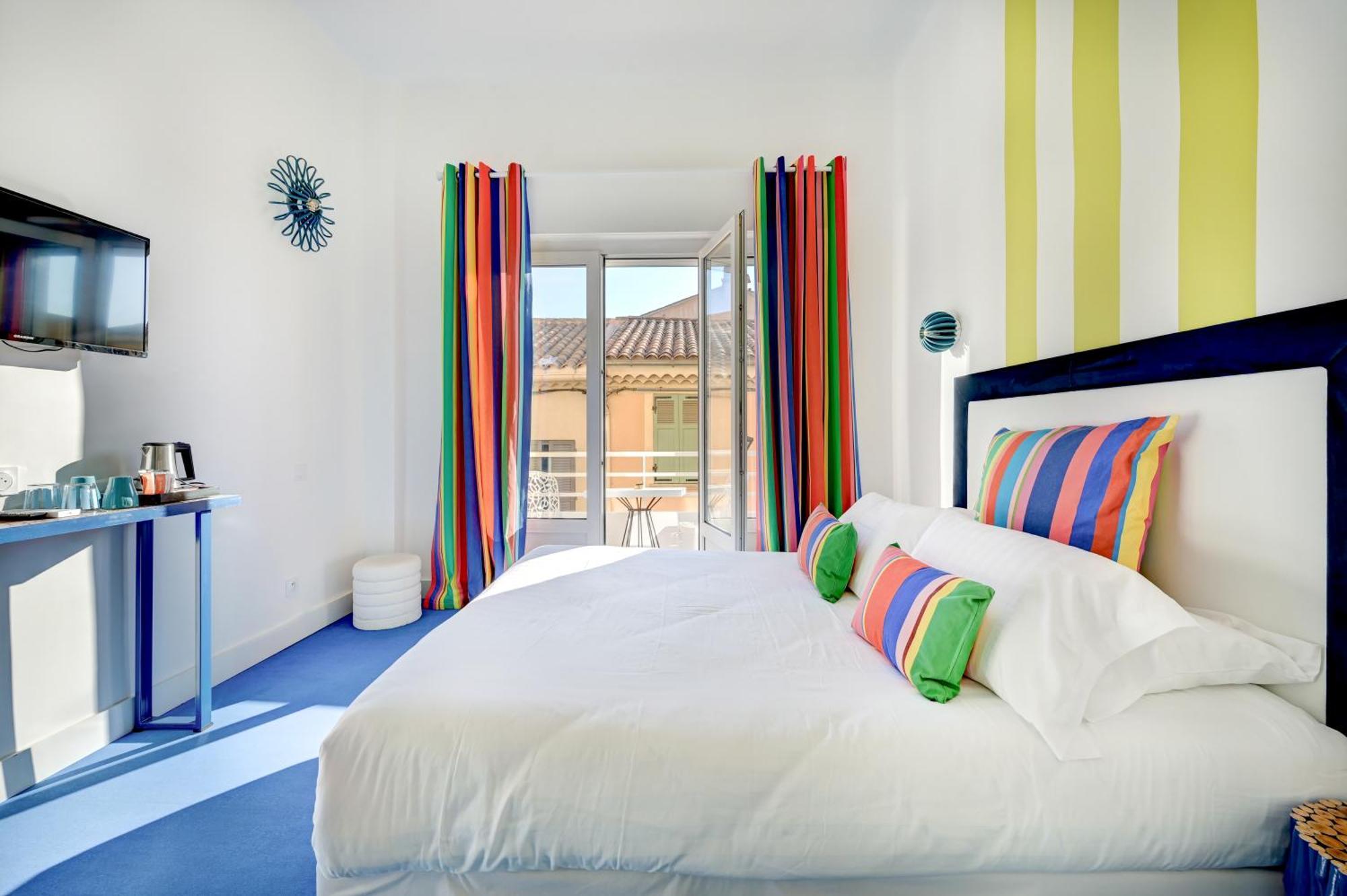 Hotel Espadon Bleu Le Lavandou Eksteriør billede