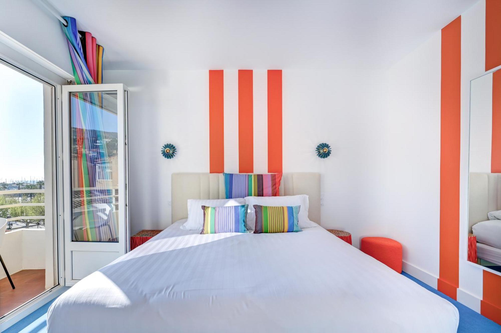 Hotel Espadon Bleu Le Lavandou Eksteriør billede