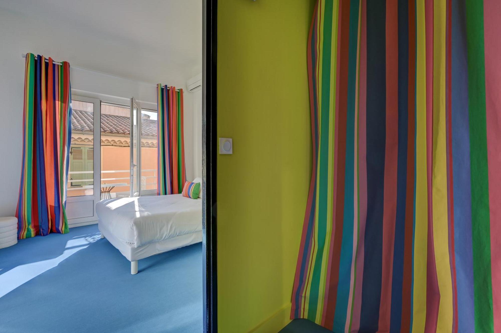 Hotel Espadon Bleu Le Lavandou Eksteriør billede